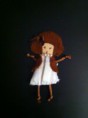 Broche muñeca marrón